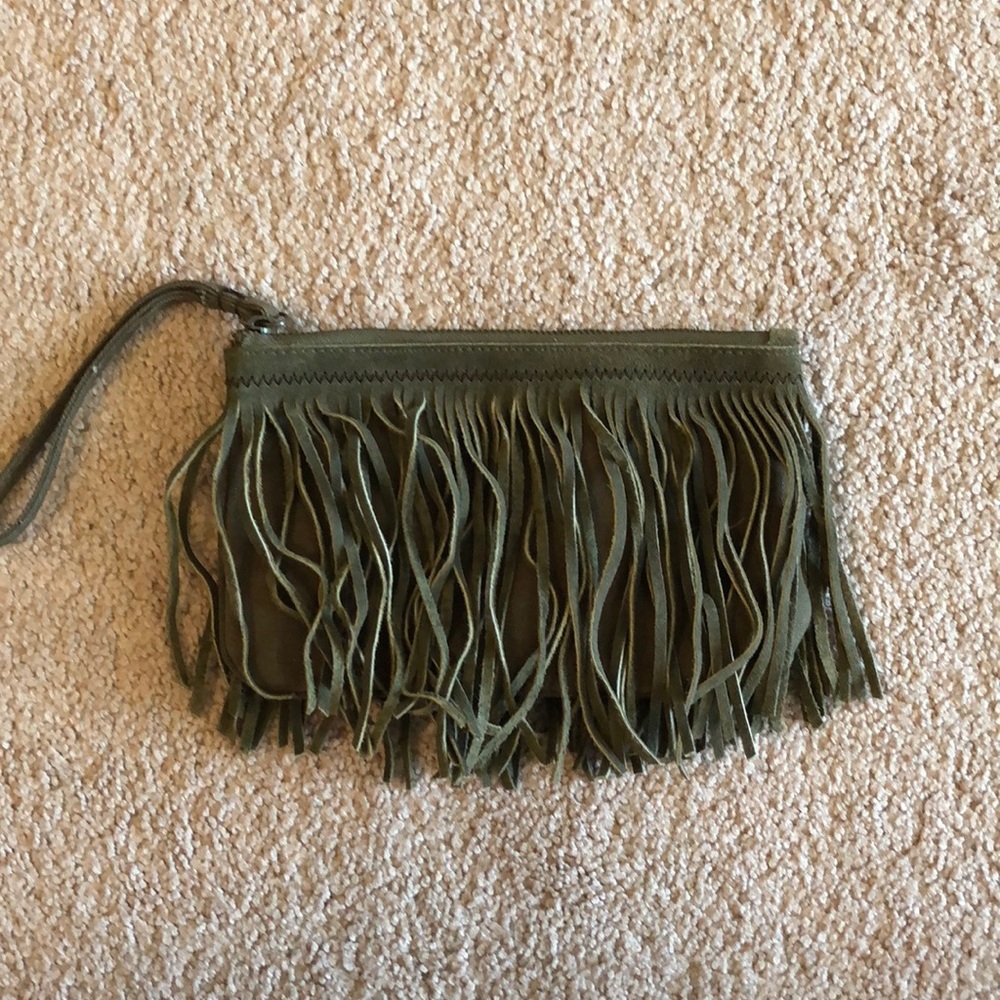 Green fringe clutch